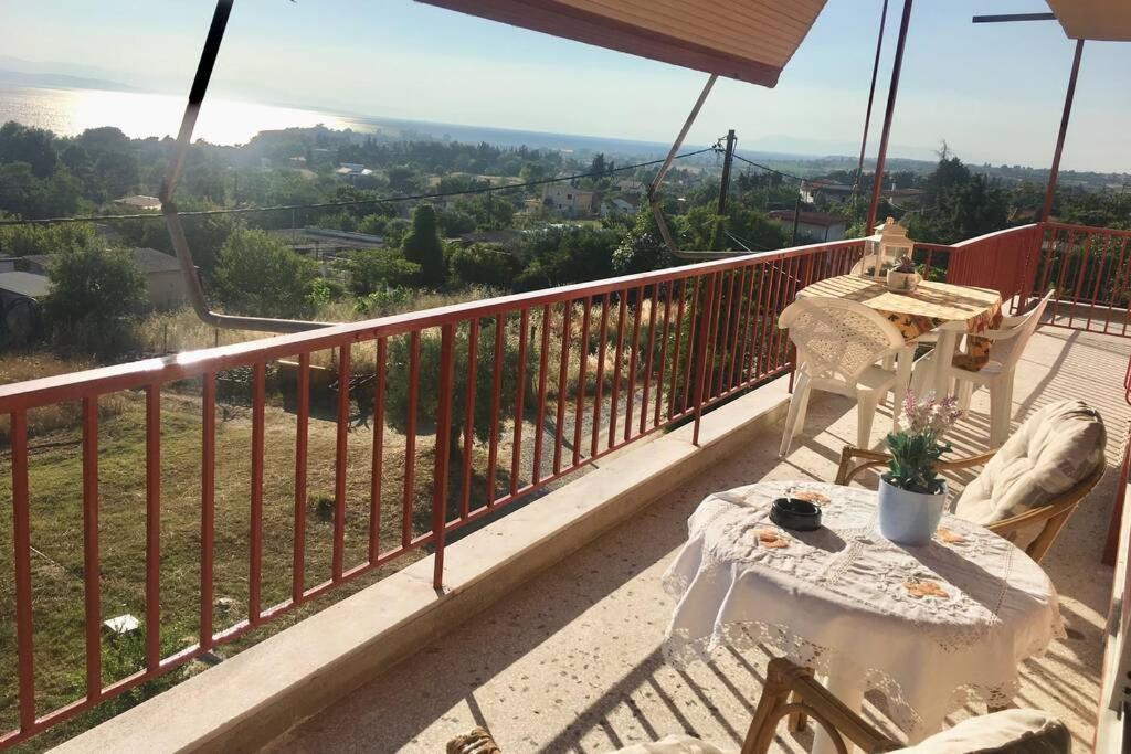 Eva Apartment With Great View Epanomi Exterior foto